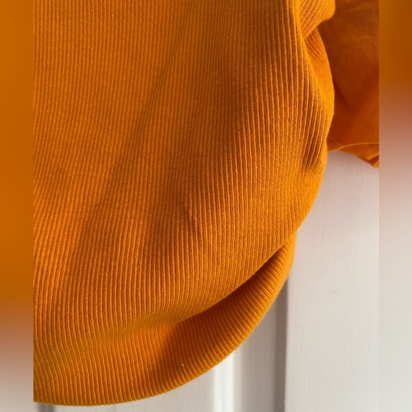 Zara Women’s Cropped Bubble Sleeve Orange Top Size M - Picture 2 of 5